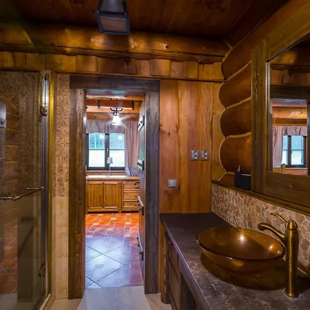 בית הארחה Ranch Jestrebice Hermanicky